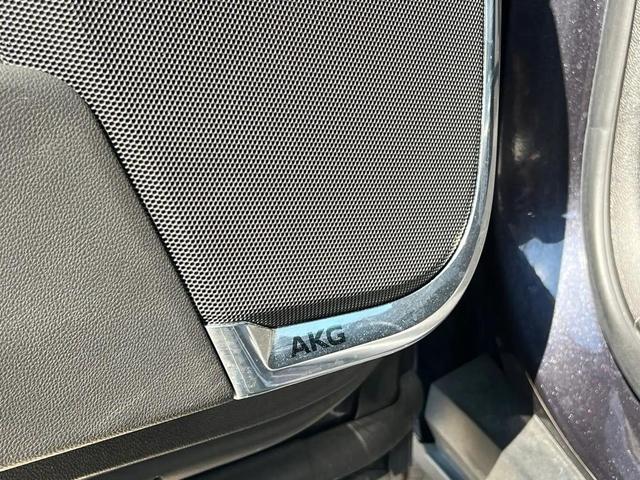 Photo of 2023 Galactic Gray Metallic Cadillac Escalade