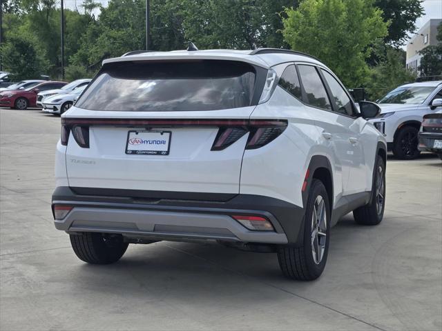 Photo of 2025 Serenity White Pearl Hyundai TUCSON