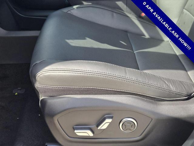 Photo of 2025 Phantom Black Hyundai SANTA FE