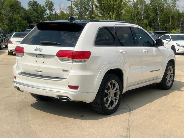 Photo of 2021 Ivory 3-Coat Jeep Grand Cherokee