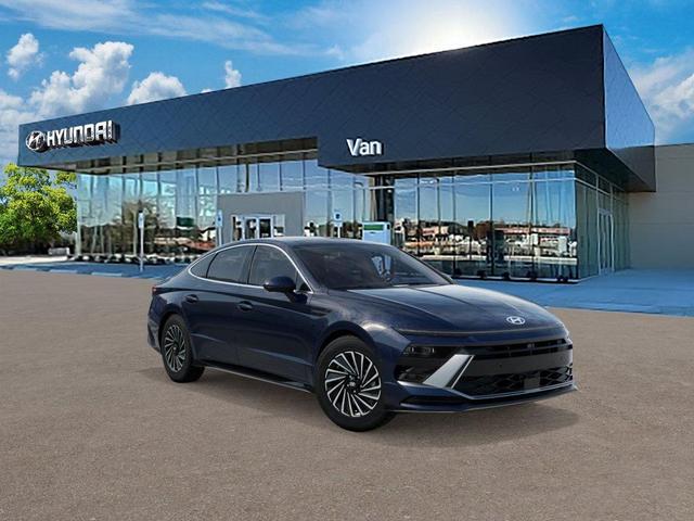 Photo of 2025 Blue Hyundai SONATA Hybrid