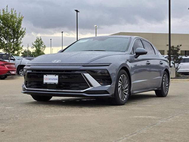 Photo of 2025 Transmission Blue Hyundai SONATA Hybrid