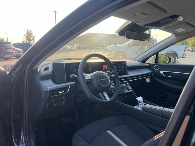 Photo of 2026 Abyss Black Hyundai SONATA