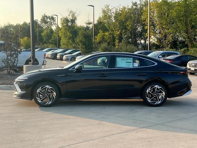 Photo of 2026 Abyss Black Hyundai SONATA