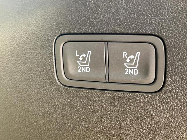 Photo of 2024 Earthy Brass Matte Hyundai SANTA FE