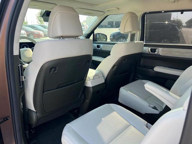 Photo of 2024 Earthy Brass Matte Hyundai SANTA FE
