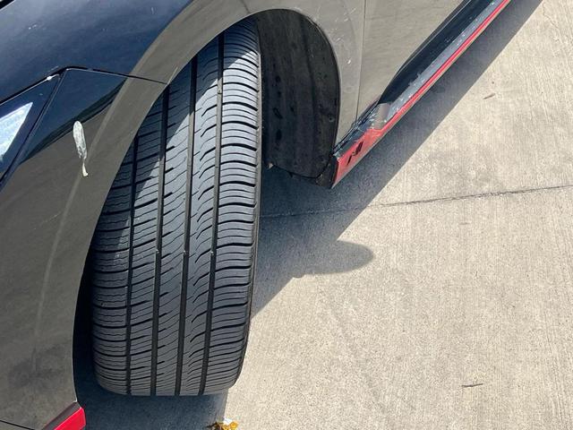 Photo of 2025 Abyss Black Hyundai ELANTRA N