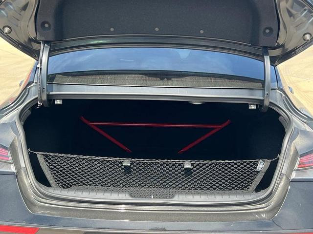 Photo of 2025 Abyss Black Hyundai ELANTRA N
