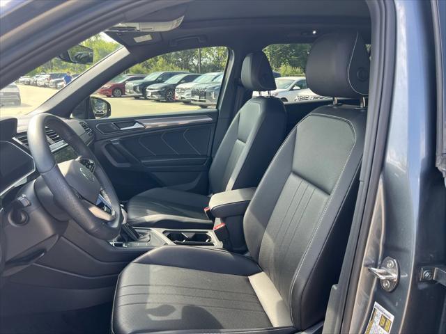 Photo of 2024 Platinum Gray Volkswagen Tiguan
