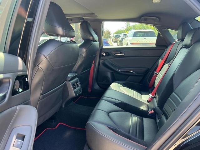 Photo of 2020 Midnight Black Toyota Avalon