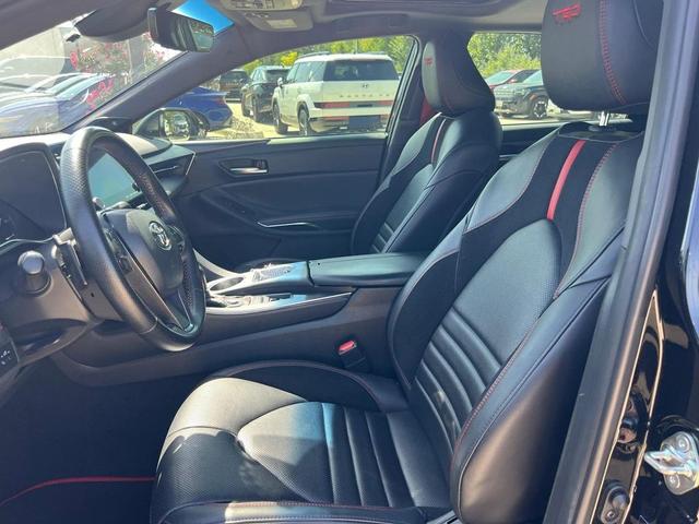 Photo of 2020 Midnight Black Toyota Avalon