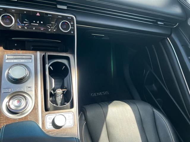 Photo of 2023 Blue Genesis GV80