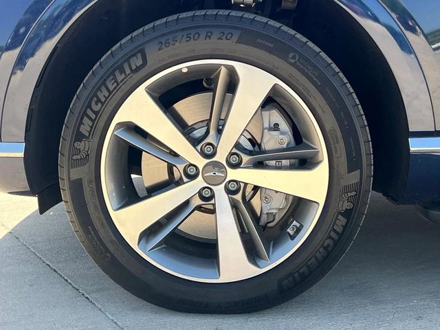 Photo of 2023 Blue Genesis GV80