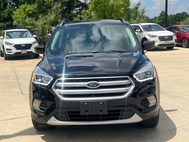 Photo of 2018 Shadow Black Ford Escape