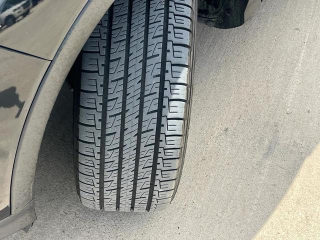 Photo of 2018 Shadow Black Ford Escape