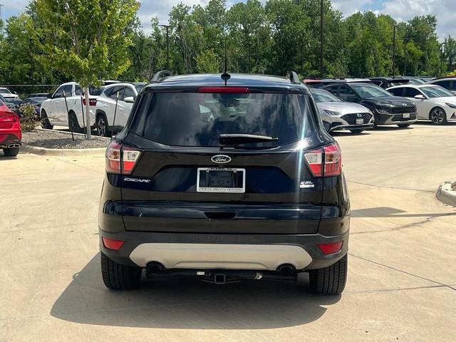 Photo of 2018 Shadow Black Ford Escape