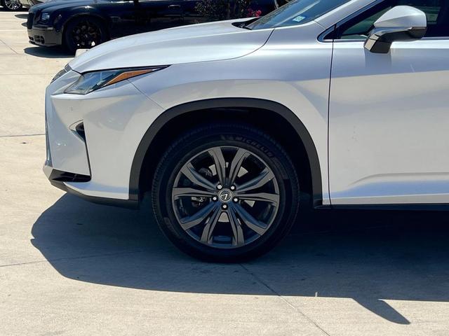 Photo of 2018 Eminent White Pearl Lexus RX 350