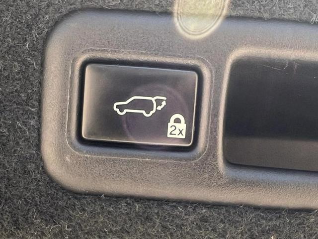 Photo of 2018 Eminent White Pearl Lexus RX 350