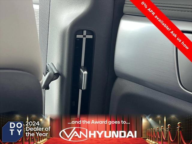 Photo of 2025 Shimmering Silver Hyundai SANTA FE HEV