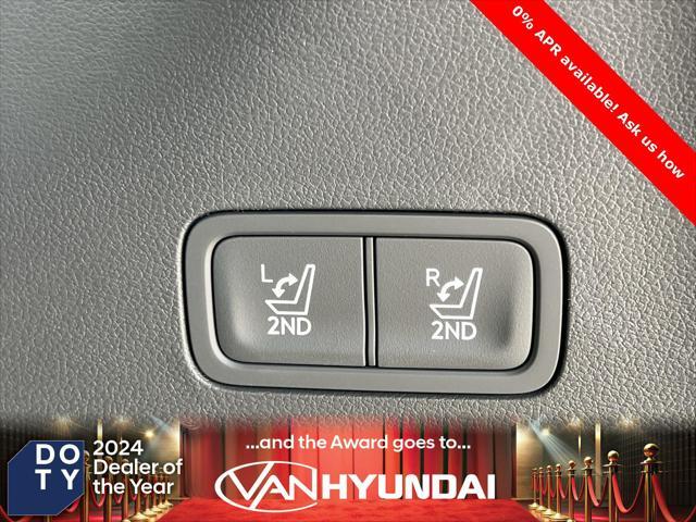 Photo of 2025 Shimmering Silver Hyundai SANTA FE HEV