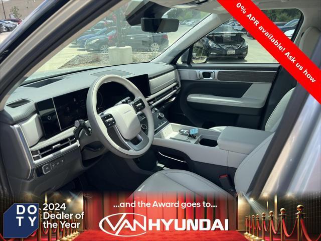 Photo of 2025 Shimmering Silver Hyundai SANTA FE HEV