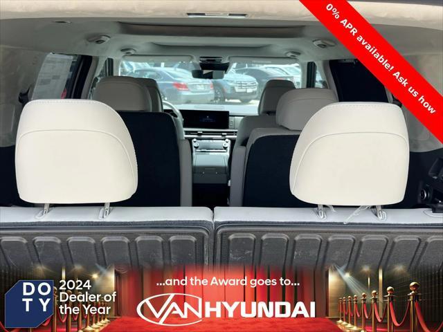 Photo of 2025 Shimmering Silver Hyundai SANTA FE HEV