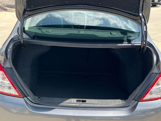 Photo of 2019 Gun Metallic Nissan Versa