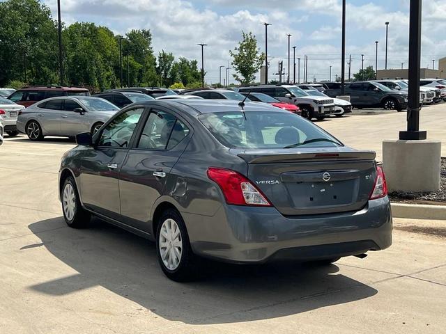 Photo of 2019 Gun Metallic Nissan Versa