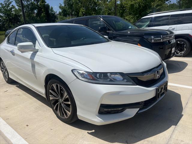 Photo of 2017 White Orchid Pearl Honda Accord