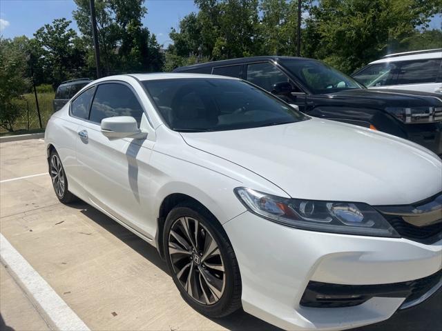 Photo of 2017 White Orchid Pearl Honda Accord