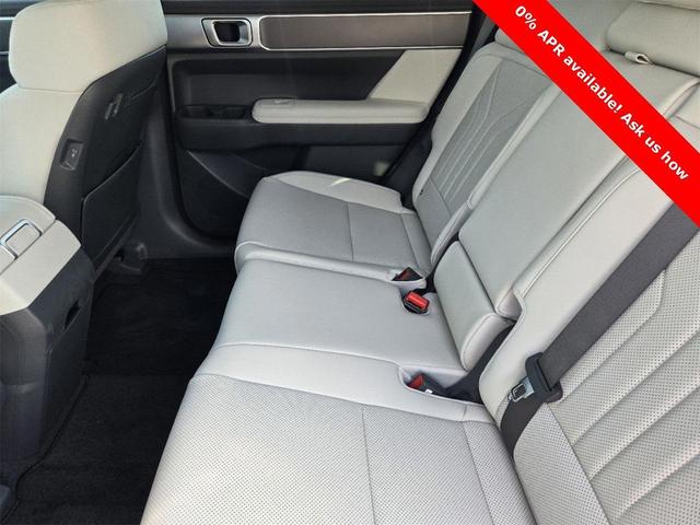 Photo of 2025 Shimmering Silver Hyundai SANTA FE