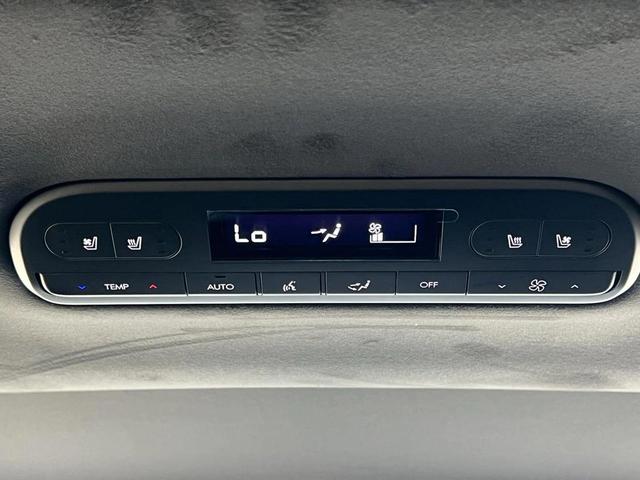 Photo of 2026 Creamy White Pearl Hyundai PALISADE