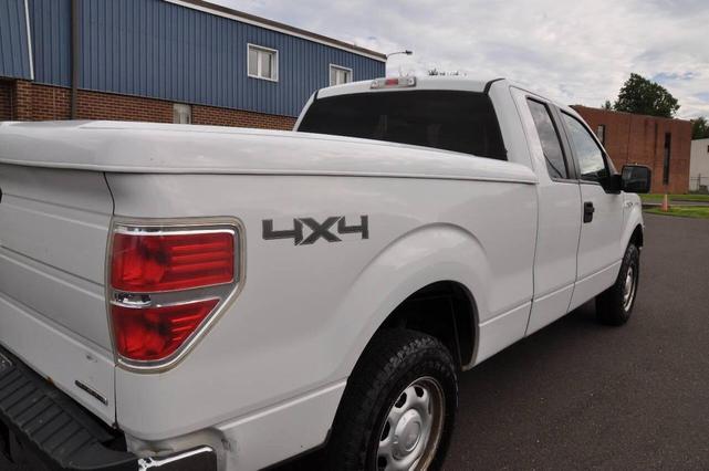 Photo of 2014 Oxford White Ford F-150