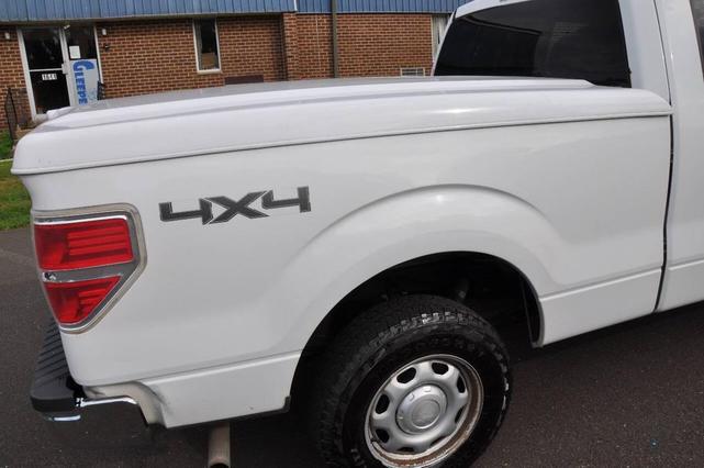 Photo of 2014 Oxford White Ford F-150