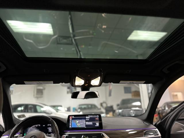 Photo of 2022 Dark Graphite Metallic BMW 540
