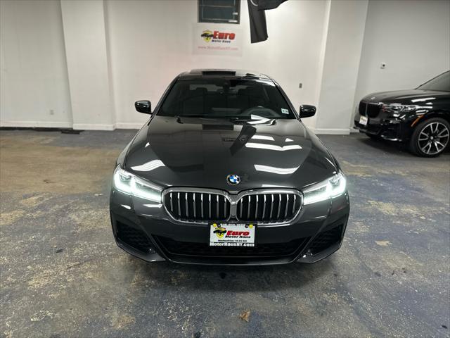 Photo of 2022 Dark Graphite Metallic BMW 540