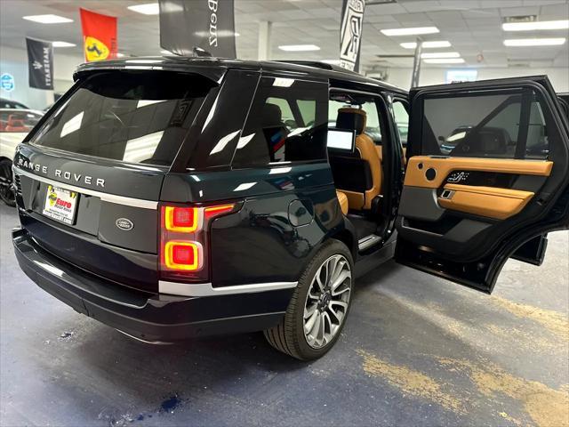 Photo of 2019 Green Land Rover Range Rover
