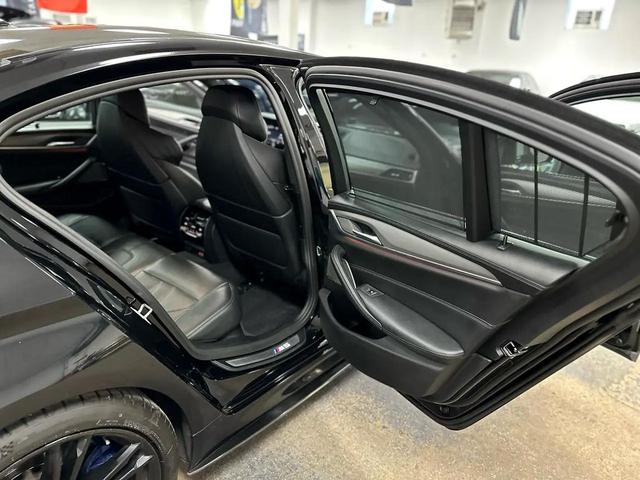 Photo of 2020 Black BMW M5