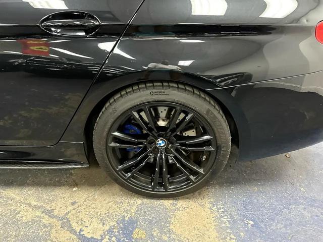 Photo of 2020 Black BMW M5