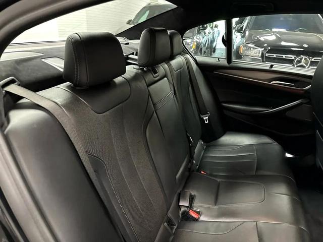 Photo of 2020 Black BMW M5