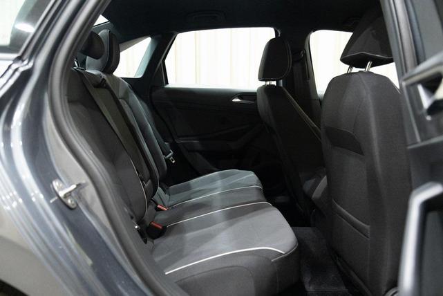 Photo of 2025 Platinum Volkswagen Jetta