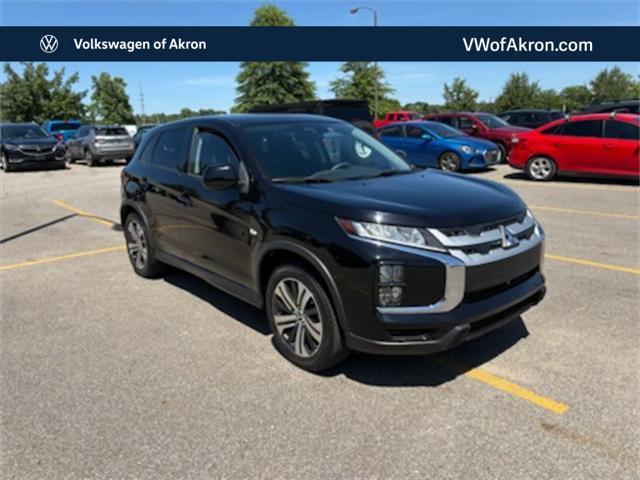 Photo of 2021 Labrador Black Metallic Mitsubishi Outlander Sport