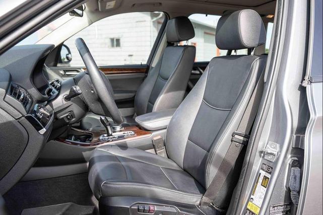Photo of 2015 Space Gray Metallic BMW X3