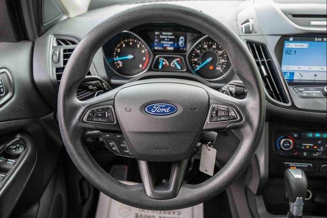 Photo of 2017 Red Ford Escape