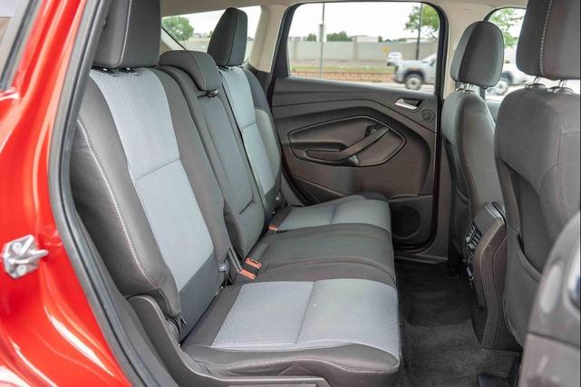 Photo of 2017 Red Ford Escape