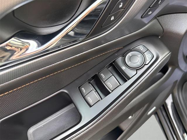 Photo of 2019 Mosaic Black Metallic Chevrolet Traverse