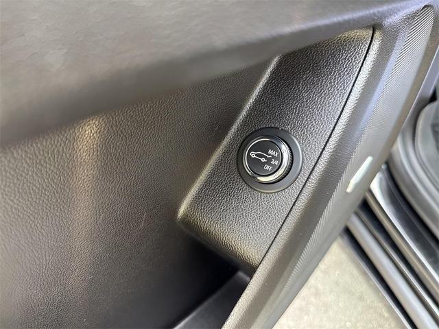 Photo of 2019 Mosaic Black Metallic Chevrolet Traverse
