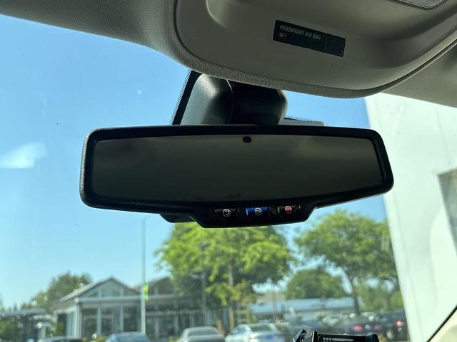 Photo of 2022 Satin Steel Metallic Chevrolet Colorado