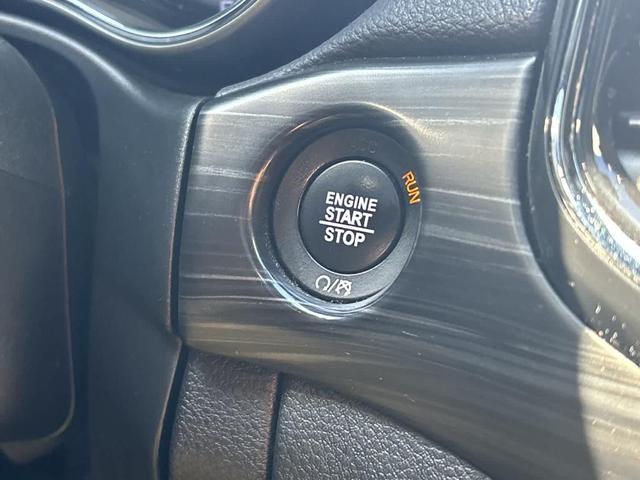 Photo of 2021 Diamond Black Jeep Grand Cherokee