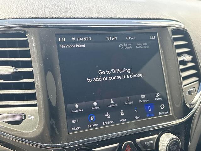 Photo of 2021 Diamond Black Jeep Grand Cherokee